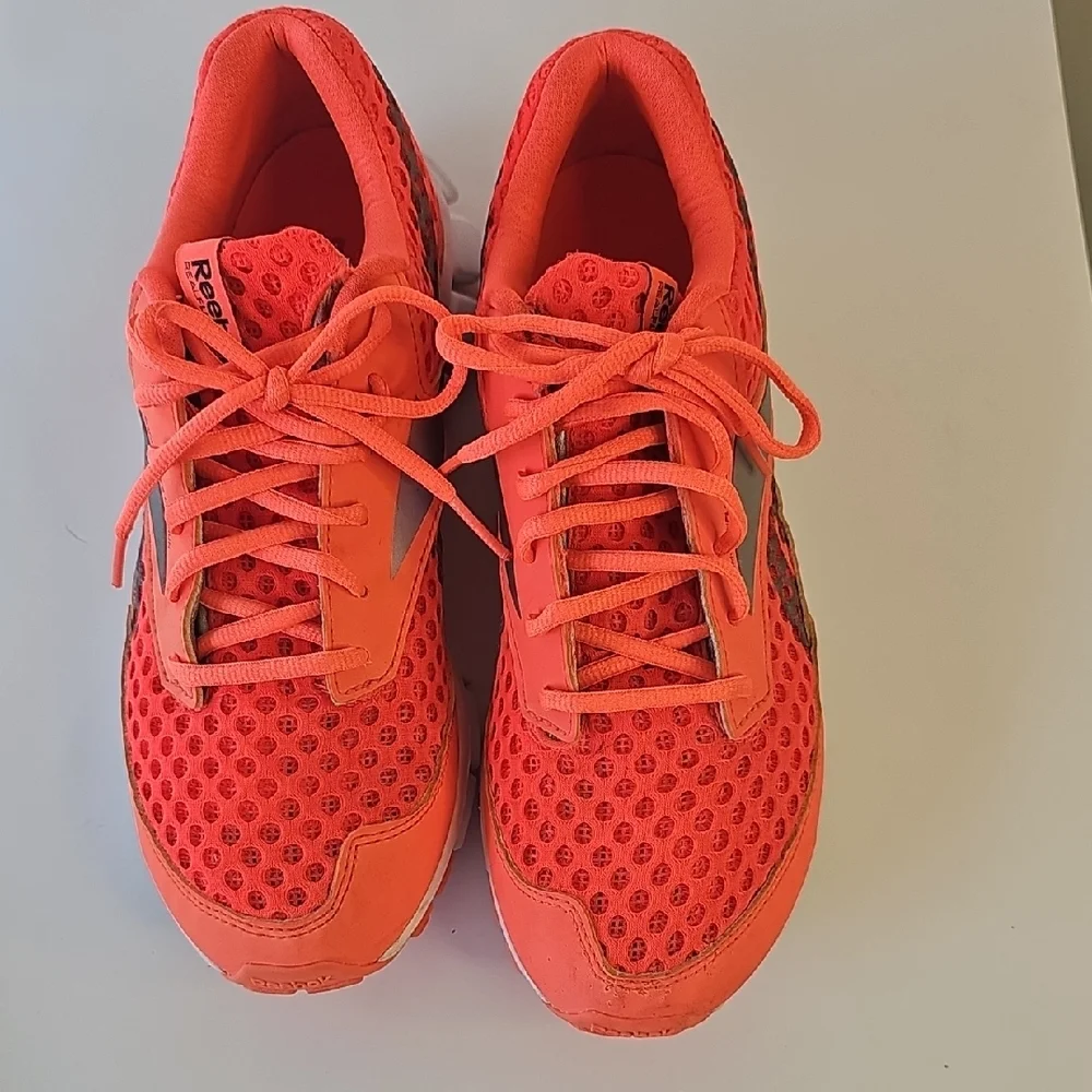 Reebok Bright Orange‎ Sneakers